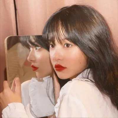 小姑娘艾萝依